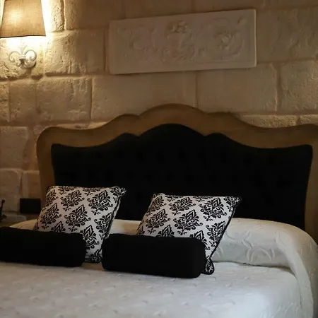 Conte Cavour Monopoli